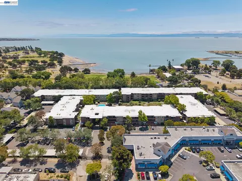 1327 Webster St #B106, Alameda, CA 94501 photo 49