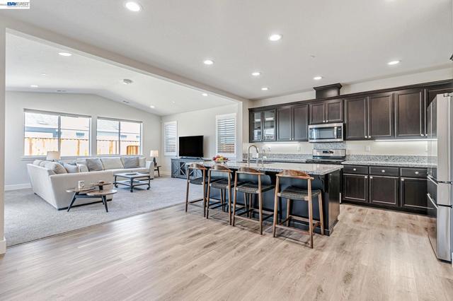 5645 Sierra Trail Way, Antioch, CA 94531