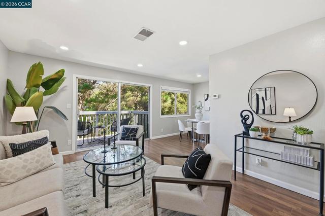 2332 D St, Hayward, CA 94541