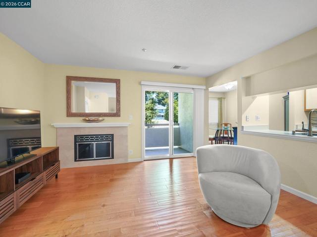 1308 Walden Rd #27, Walnut Creek, CA 94597