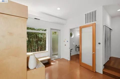 2709 10th St #D, Berkeley, CA 94710 photo 4