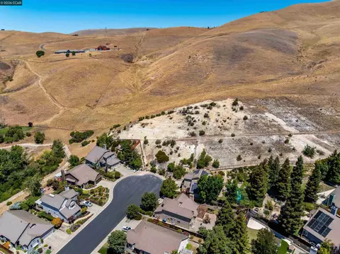 View/Area - 109 Crow Pl, Clayton, CA 94517 photo 11 of 15
