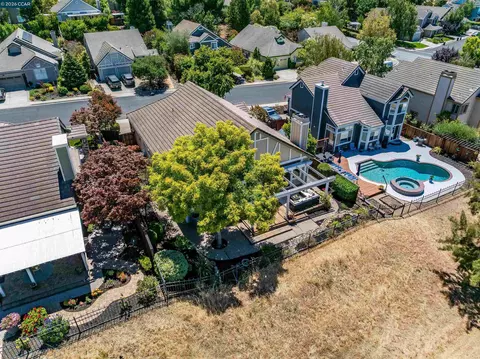 View/Area - 109 Crow Pl, Clayton, CA 94517 photo 3 of 15