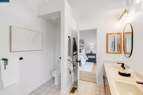 Bath - 109 Crow Pl, Clayton, CA 94517 photo 7 of 7