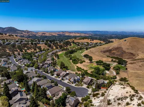 View/Area - 109 Crow Pl, Clayton, CA 94517 photo 12 of 15
