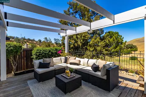 Exterior - 109 Crow Pl, Clayton, CA 94517 photo 17 of 23