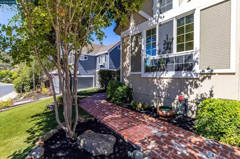Exterior - 109 Crow Pl, Clayton, CA 94517 photo 7 of 23