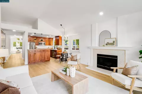 Living - 109 Crow Pl, Clayton, CA 94517 photo 10 of 12