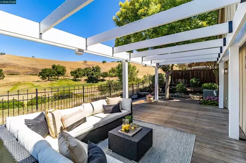 Exterior - 109 Crow Pl, Clayton, CA 94517 photo 8 of 23