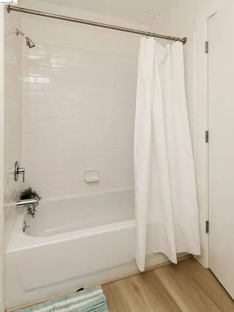 1201 Pine St #315, Oakland, CA 94607 photo 22