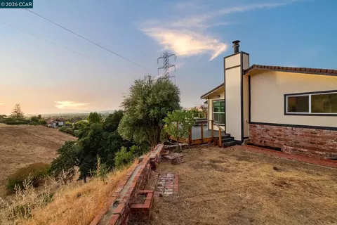 Exterior - 1011 Froyd Rd, Concord, CA 94521 photo 6 of 13