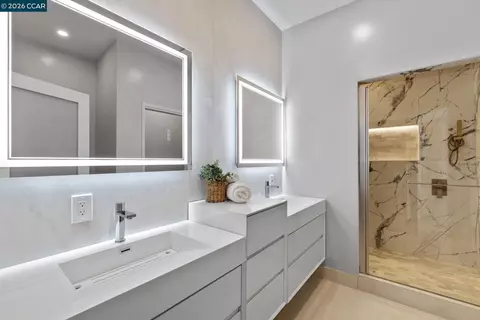 Bath - 1011 Froyd Rd, Concord, CA 94521 photo 5 of 7