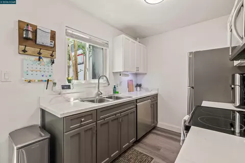 Kitchen - 126 Muir Rd, Martinez, CA 94553 photo 4 of 4