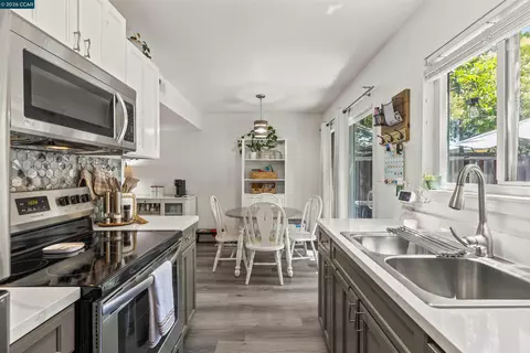 Kitchen - 126 Muir Rd, Martinez, CA 94553 photo 3 of 4
