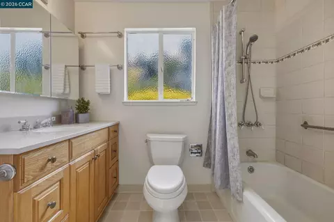 7 El Portal Ct # -9, Berkeley, CA 94708 photo 25