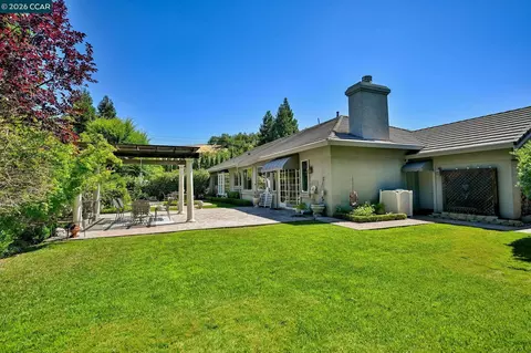 Exterior - 1895 Renee Way, Concord, CA 94521 photo 11 of 14