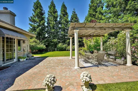 Exterior - 1895 Renee Way, Concord, CA 94521 photo 5 of 14