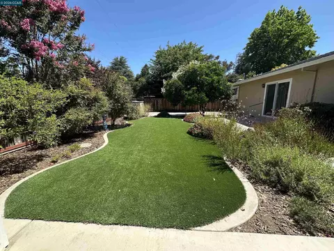 Exterior - 1707 Bishop Dr, Concord, CA 94521 photo 5 of 7