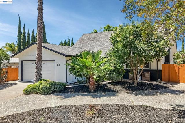 130 Andover Dr, Vacaville, CA 95687