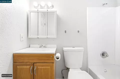 Bath - 1238 Haskell St, Berkeley, CA 94702 photo 2 of 2