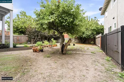 Exterior - 1238 Haskell St, Berkeley, CA 94702 photo 11 of 12