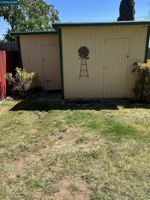 911 Benicia Rd, Vallejo, CA 94591 photo 16