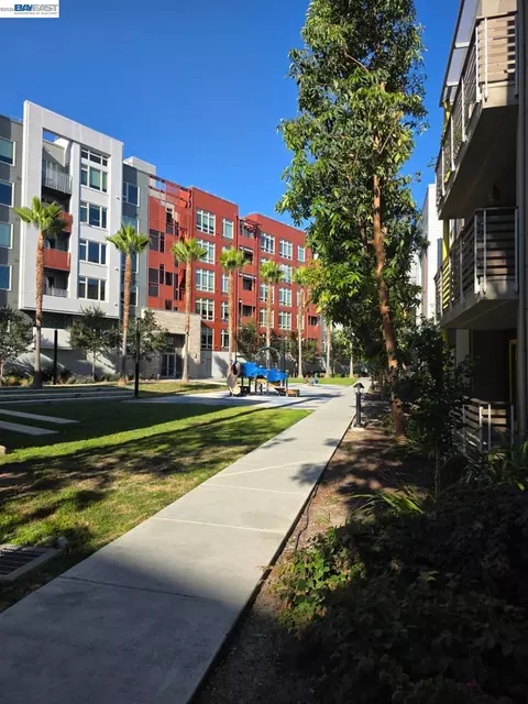 380 Riesling Ave #33, Milpitas, CA 95035