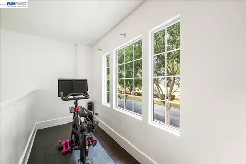 Entry Way - 3064 Redbridge Rd, Tracy, CA 95377 photo 5 of 5