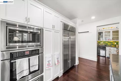 Kitchen - 3064 Redbridge Rd, Tracy, CA 95377 photo 4 of 6