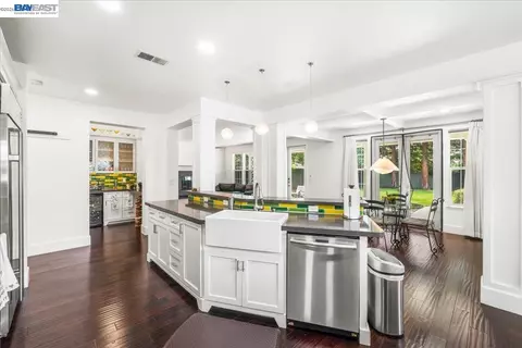 Kitchen - 3064 Redbridge Rd, Tracy, CA 95377 photo 3 of 6