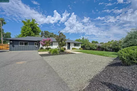 4246 Laird Rd, Loomis, CA 95650 photo 2