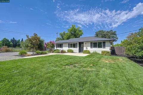 4246 Laird Rd, Loomis, CA 95650 photo 4