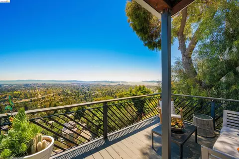 Exterior - 267 Gravatt Dr, Berkeley, CA 94705 photo 6 of 9