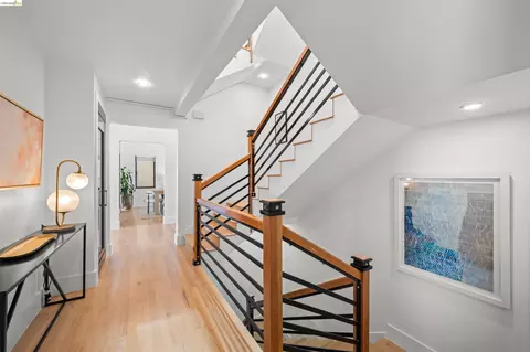 Entry Way - 267 Gravatt Dr, Berkeley, CA 94705 photo 3 of 10