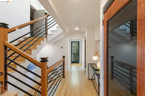 Entry Way - 267 Gravatt Dr, Berkeley, CA 94705 photo 5 of 10