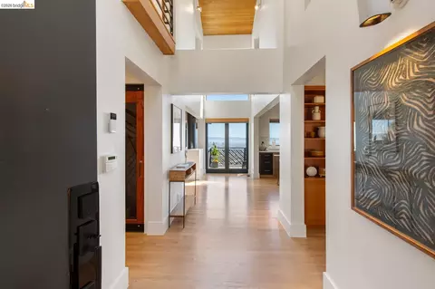 Entry Way - 267 Gravatt Dr, Berkeley, CA 94705 photo 2 of 10