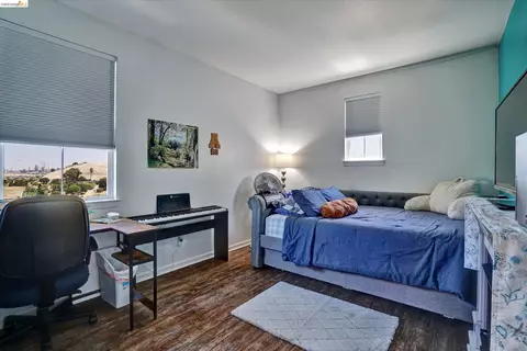 Bedroom - 619 Falling Star Dr, Martinez, CA 94553 photo 2 of 4