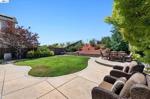 Exterior - 9850 Reimers Way, Dublin, CA 94568 photo 6 of 8