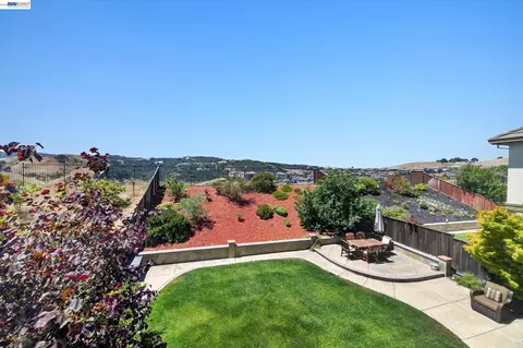Exterior - 9850 Reimers Way, Dublin, CA 94568 photo 3 of 8