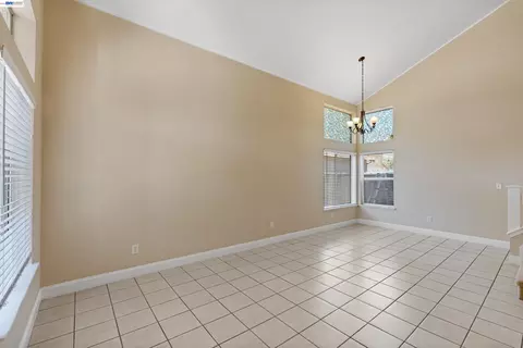 Living - 3264 Ernest Dr, Tracy, CA 95376 photo 1 of 8