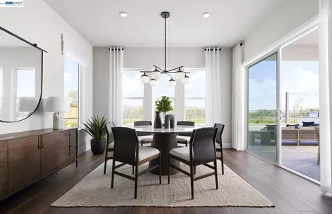Dining - 1613 Riverfront Dr, Lathrop, CA 95330 photo 1 of 2