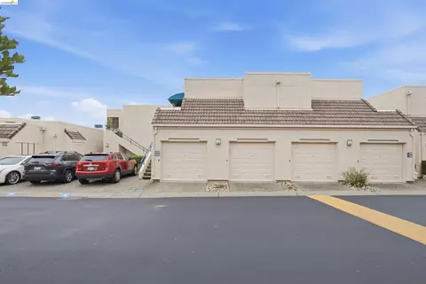 Exterior - 159 Nantucket Ln, Vallejo, CA 94590 photo 9 of 9