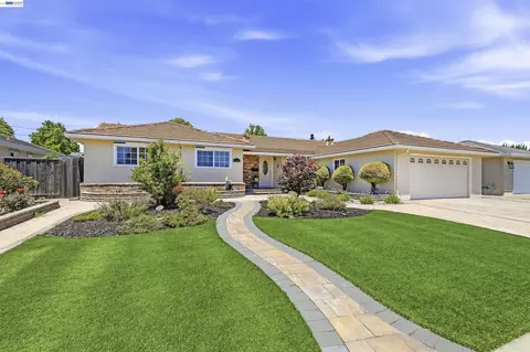 5157 Eggers Dr, Fremont, CA 94536