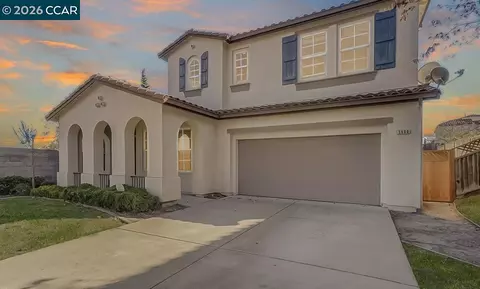 5660 Vista Dr, Richmond, CA 94806