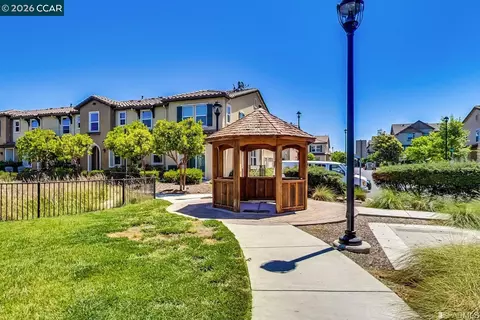 108 Arcangel Way, San Pablo, CA 94806