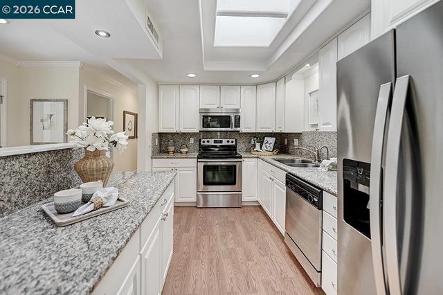 1149 Singingwood Ct #2, Walnut Creek, CA 94595