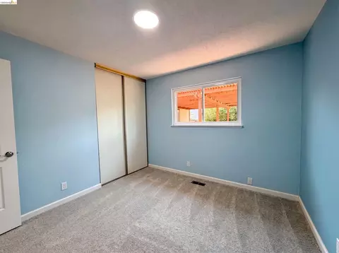 Bedroom - 1091 Fox Meadow Way, Concord, CA 94518 photo 4 of 6