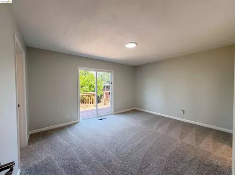 Bedroom - 1091 Fox Meadow Way, Concord, CA 94518 photo 2 of 6