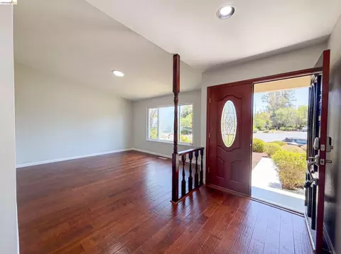 Entry Way - 1091 Fox Meadow Way, Concord, CA 94518 photo 1 of 1