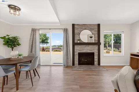 Living - 295 Iris Rd, Hercules, CA 94547 photo 5 of 6